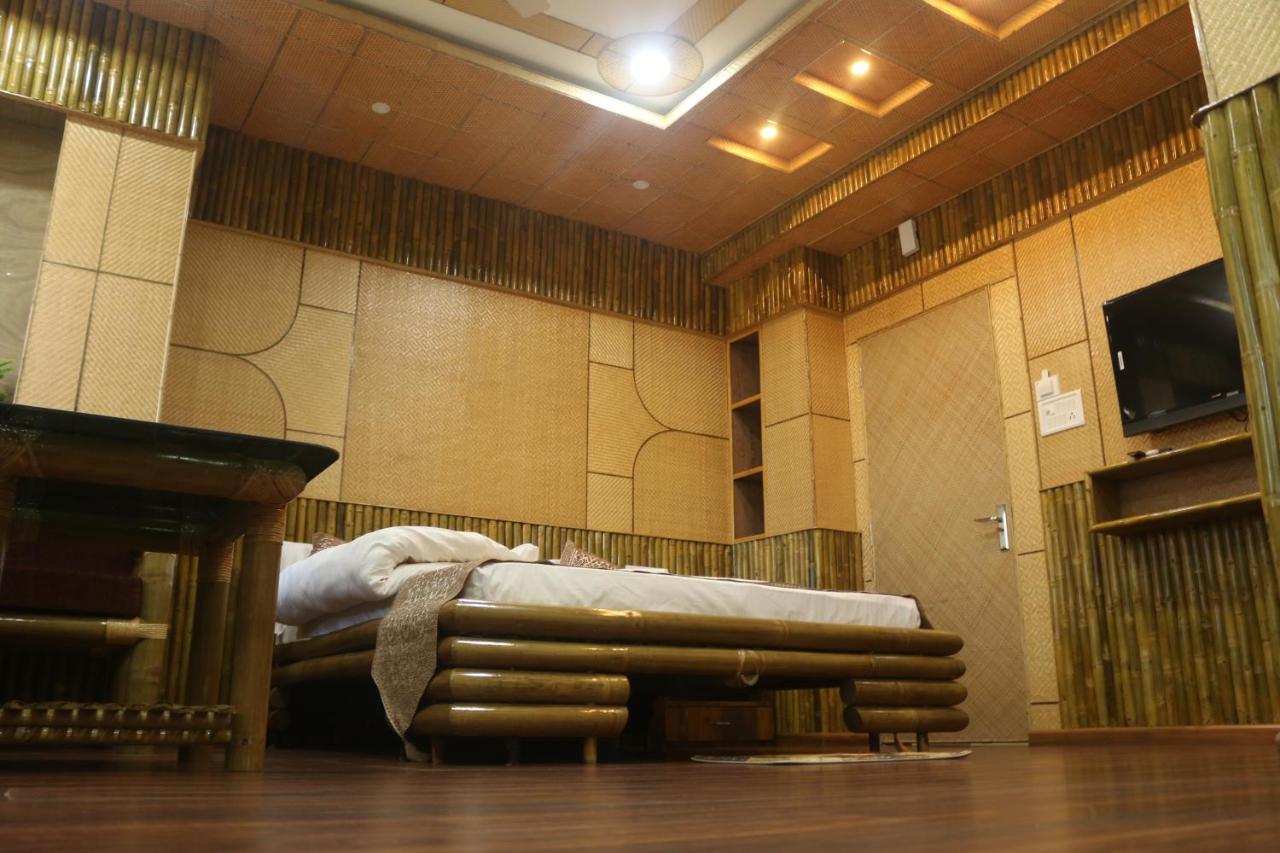 Hotel Himalaya Agartala Eksteriør billede