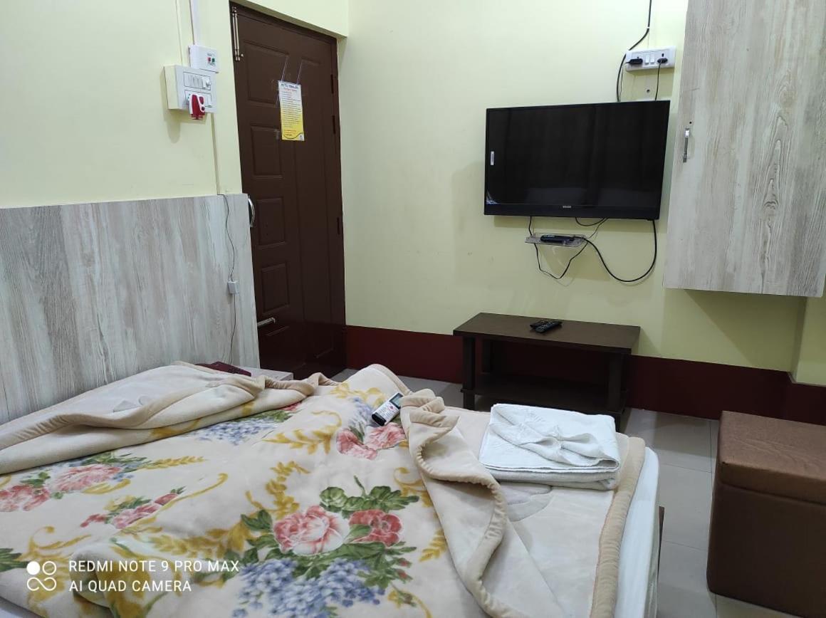 Hotel Himalaya Agartala Eksteriør billede