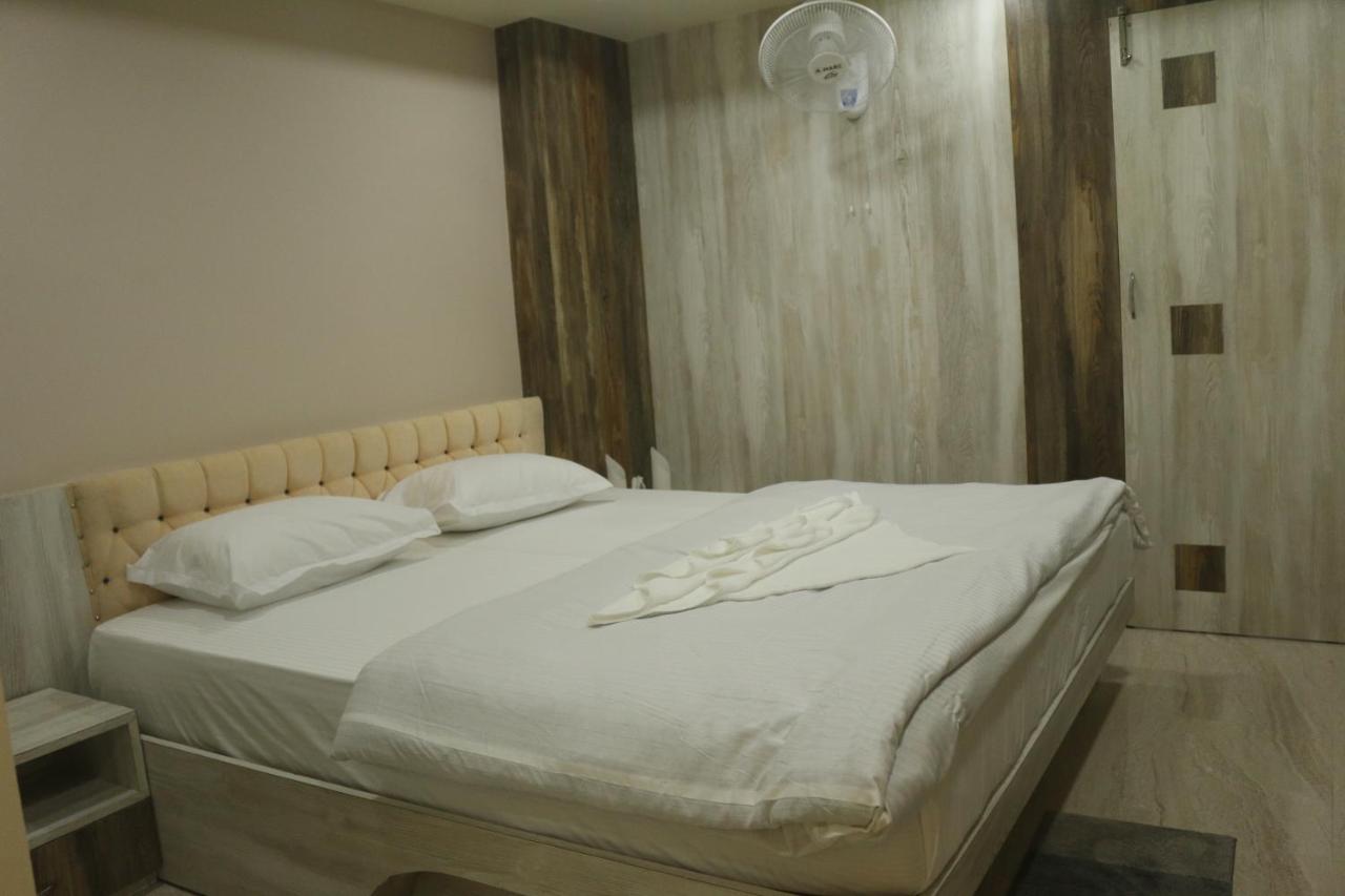Hotel Himalaya Agartala Eksteriør billede