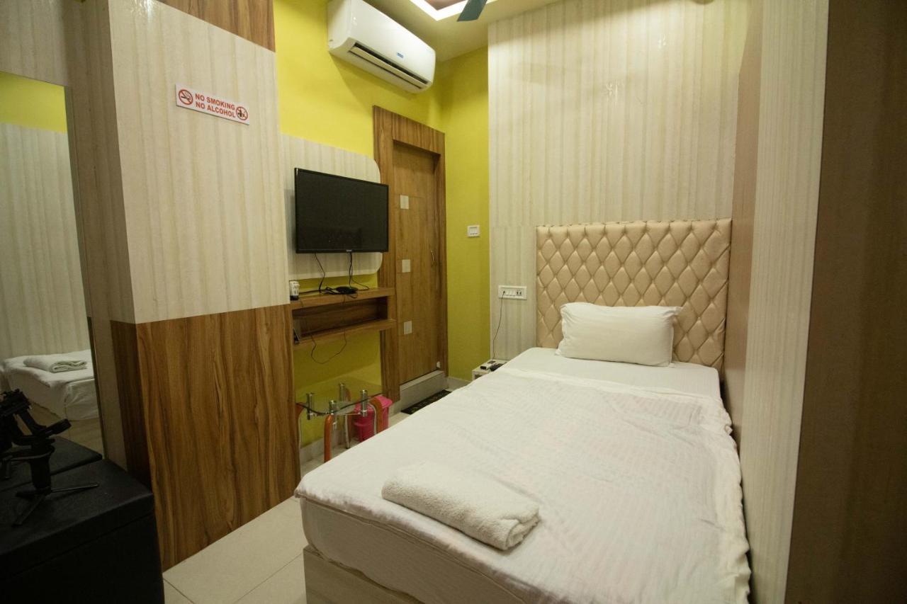 Hotel Himalaya Agartala Eksteriør billede