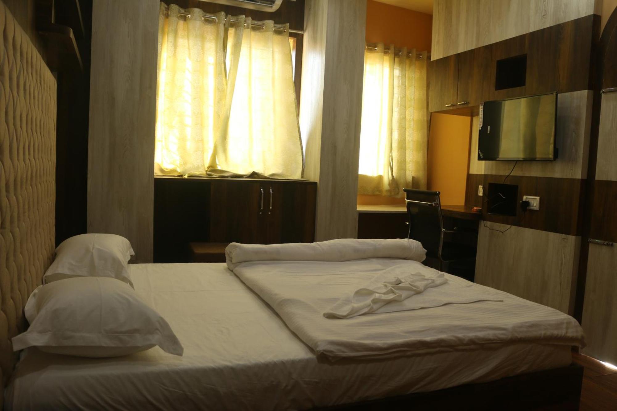 Hotel Himalaya Agartala Eksteriør billede
